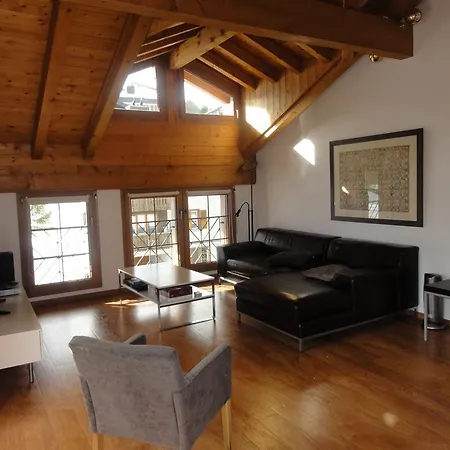 Tannenbodenwiese Dachwohnung Lägenhet